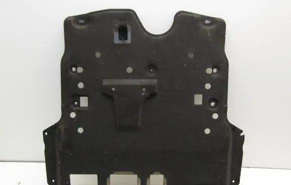 Peugeot 2008 II Engine splash shield/under tray 9824226480
