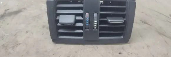 BMW 3 F30 F35 F31 Rear air vent grill 926535001 200612 0858201