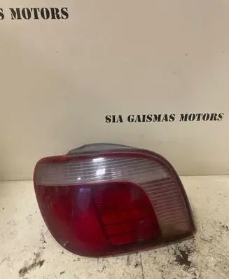 Toyota Yaris Rear/tail lights
