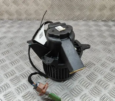 Fiat 500L Heater fan/blower 5R2430000 5R2430100