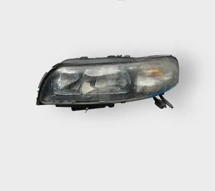Volvo V70 Headlight/headlamp 8693567 89007907