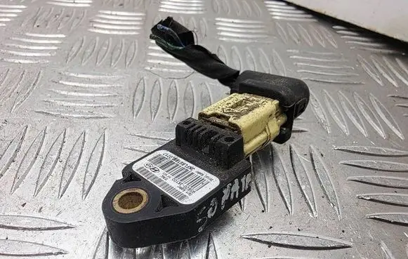 Hyundai Sonata Airbag deployment crash/impact sensor 959203K100