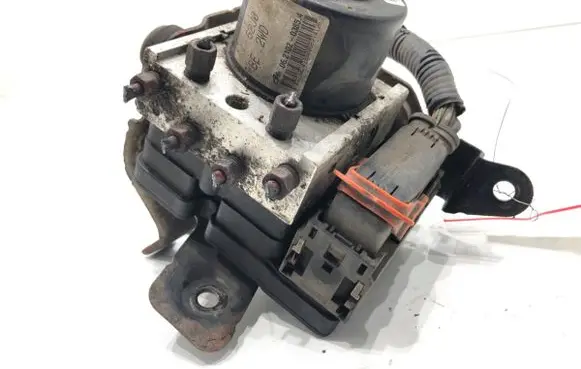 Suzuki Swift I ABS Pump 62J0