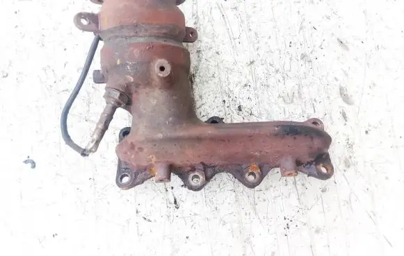 Mazda 323 F Exhaust manifold KL68