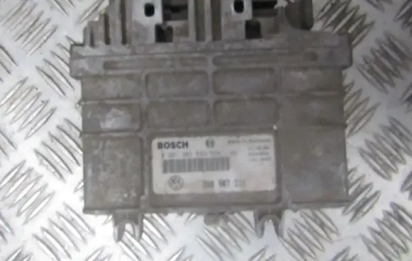Volkswagen Golf III Engine control unit/module 3a0907311 0261203593-594
