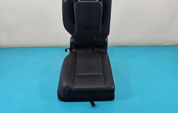 Dodge Caravan Third row seats IMPRK1431544