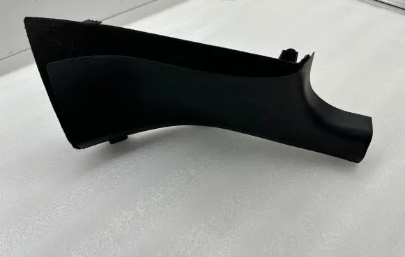Tesla Model Y (C) pillar trim 161637100A 30008383 2021927