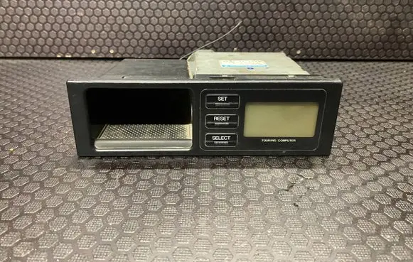 Mazda 626 Screen/display/small screen GE4T67600B