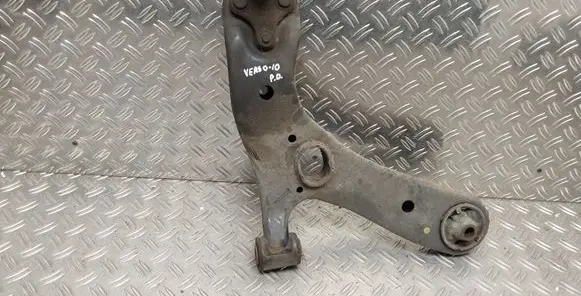 Front lower control arm/wishbone