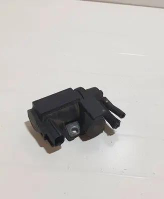 Toyota Avensis T270 Turbo solenoid valve 258190R011 70051308 05T339