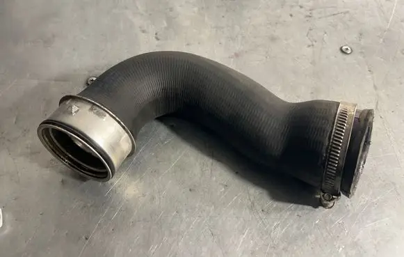 Audi A3 S3 A3 Sportback 8P Intercooler hose/pipe 1K0145834M