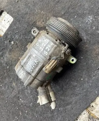 Opel Vectra C Air conditioning (A/C) compressor (pump) 24411249