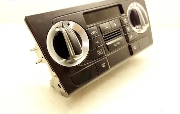 Audi A3 S3 A3 Sportback 8P Climate control unit 8P0820043BM A2C53380926