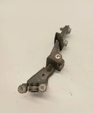 Volkswagen Transporter - Caravelle T5 Sliding door middle roller runner 7H0843335B