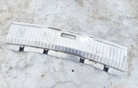 Opel Astra H Other trunk/boot trim element 13213589 332004790