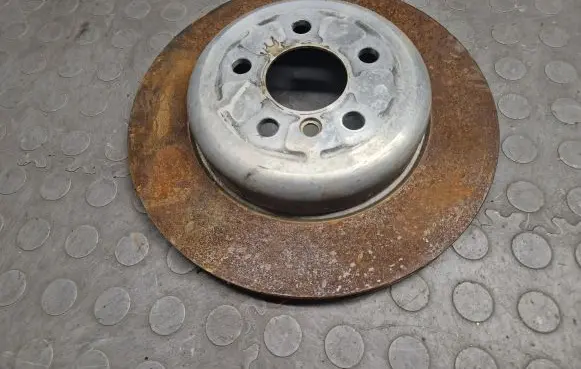 BMW X3 G01 Rear brake disc 6882245