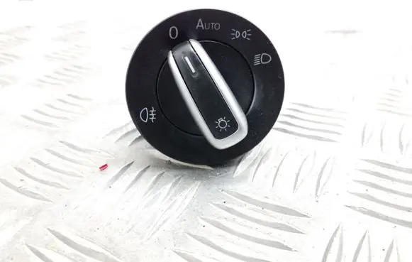 Volkswagen Golf VI Light switch 3C8941431