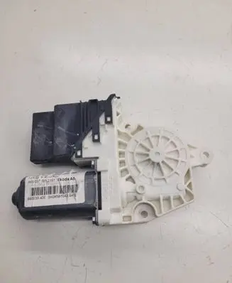Volkswagen Touran II Rear door window regulator motor 5K0959704A HW007SW2101 995933400