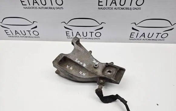 BMW X6 E71 Engine mounting bracket 6780143