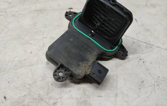 Volvo XC60 Electric throttle body valve 6677421