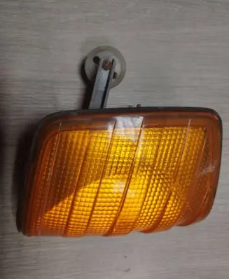 Mercedes-Benz 190 W201 Front indicator light 