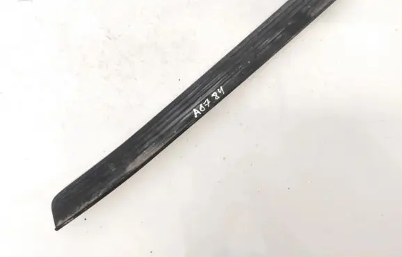 Toyota Avensis T220 Front sill trim cover 67912