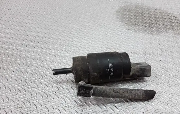 Mercedes-Benz C W203 Windscreen/windshield washer pump 3090179