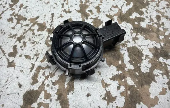 Volvo V60 Front door high frequency speaker 08676895