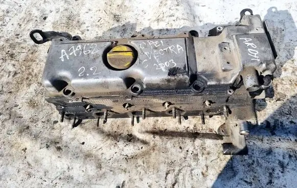 Opel Vectra C Engine head R9128018