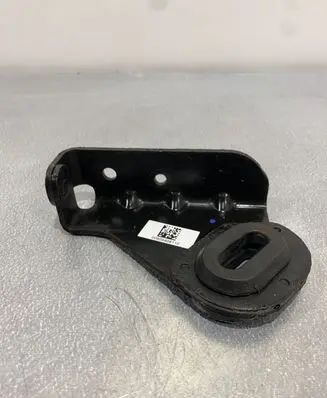 Alfa Romeo Stelvio Radiator mount bracket 00505406110