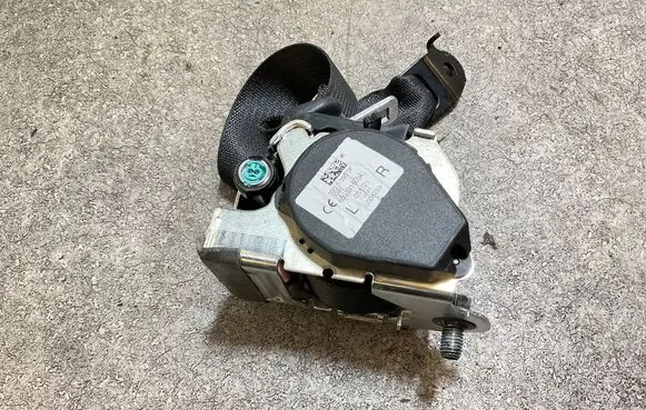 Tesla Model 3 Rear seatbelt 1110154C1G CZ721309R11478