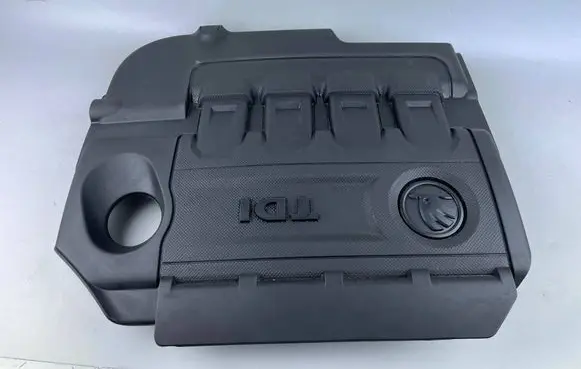Skoda Superb B8 (3V) Engine cover (trim) 04L103925T 04L103954T
