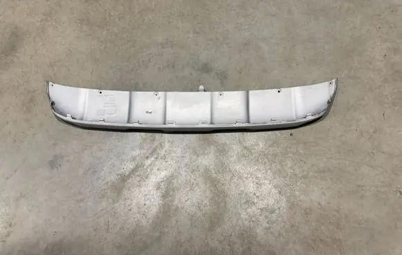 Volvo XC60 Front bumper lip 31425495