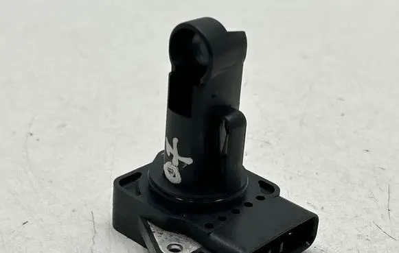 Toyota RAV 4 (XA30) Mass air flow meter 2220430010 05J09