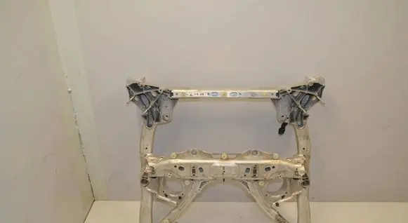 BMW 5 G30 G31 Front subframe 6861106 31106861106