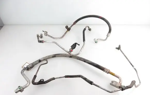 Hyundai Accent Air conditioning (A/C) pipe/hose