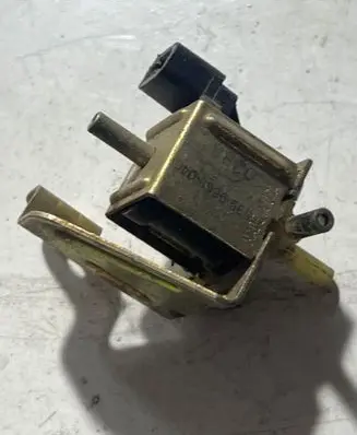 Opel Omega B1 Turbo solenoid valve 5399666040 0288