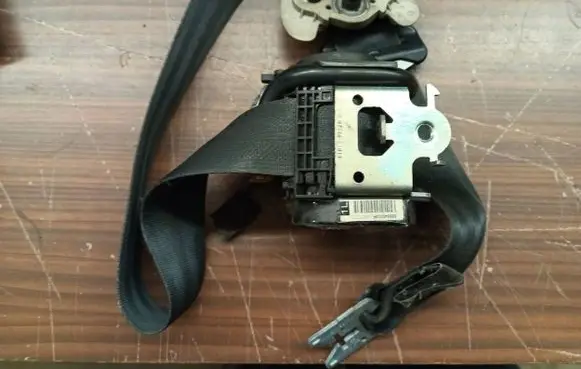 Renault Laguna III Front seatbelt 868840029r