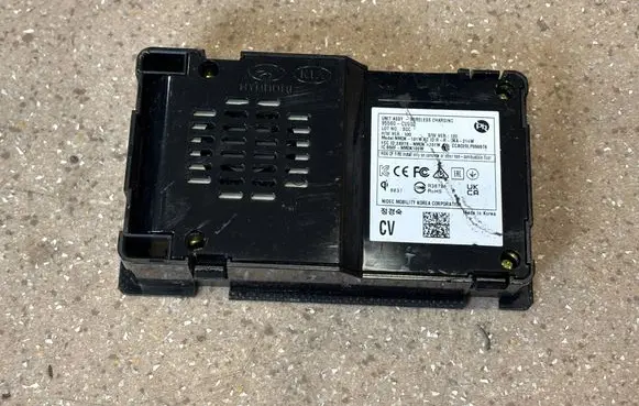KIA EV6 Wireless charging module 95560CV000