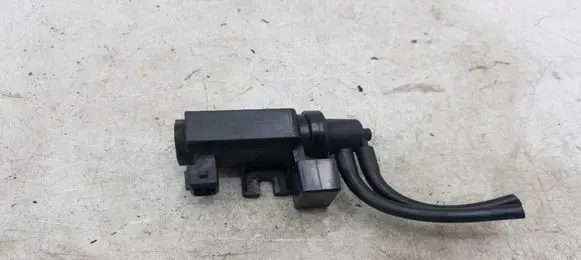 BMW 5 E60 E61 Turbo solenoid valve 70057903 07T193 779663403