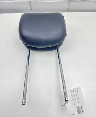 Mercedes-Benz S W220 Front seat headrest 
