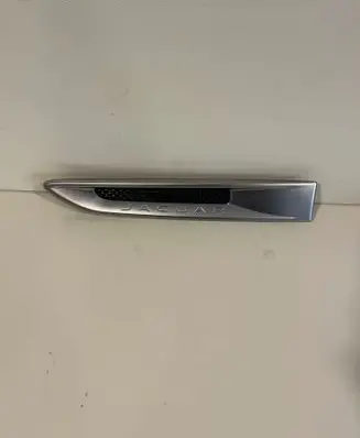 Jaguar F-Pace Fender trim (molding) HK8M280B11A