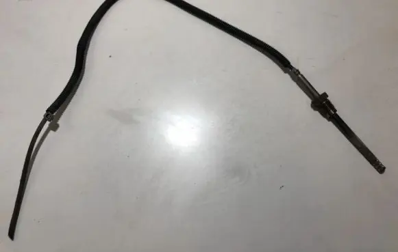 Mercedes-Benz C AMG W204 Exhaust gas temperature sensor 0071539528