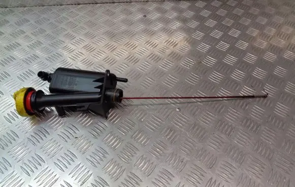 Renault Scenic I Oil fill pipe 