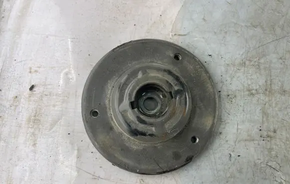 Opel Vectra C Coil spring mount 24435884 12793902