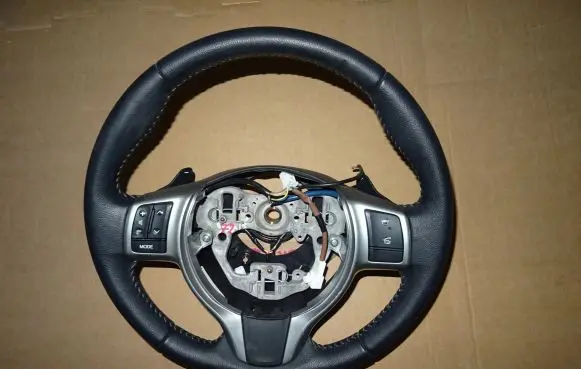 Toyota Yaris Steering wheel 451000D490C2