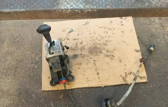 Citroen C4 I Gear shifter/selector
