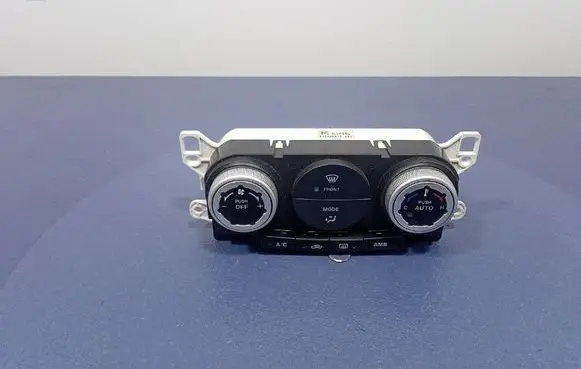 Mazda CX-7 Climate control unit K1900EH15