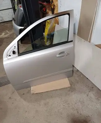 Opel Astra H Front door 