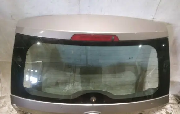 Ford Fiesta Tailgate/trunk/boot lid RUDAS UYSED